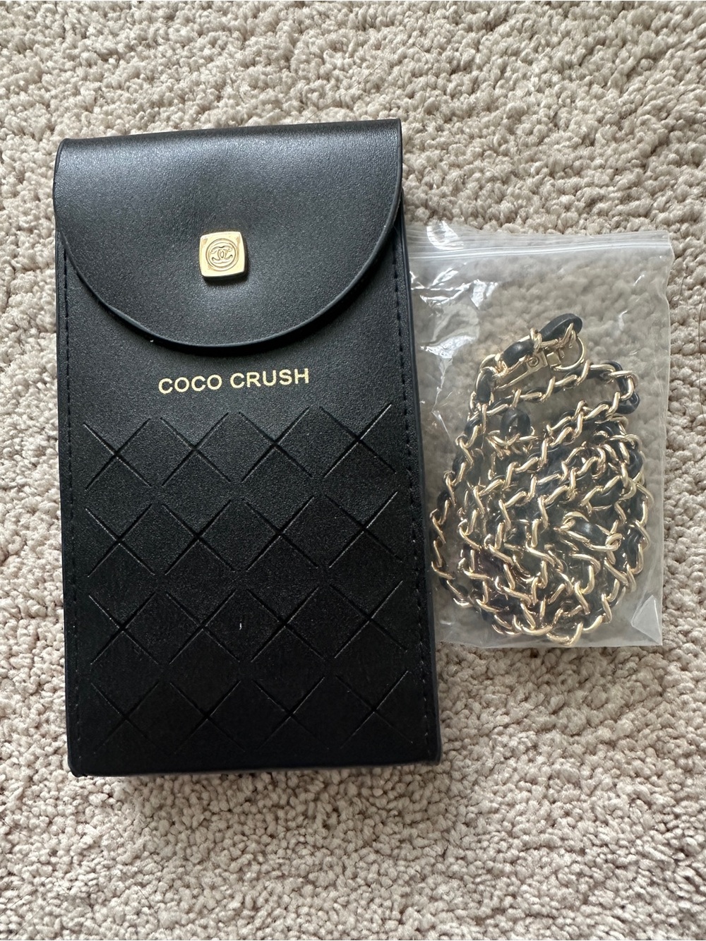 CHANEL Beauty Gift Black Quilted Coco Crush Leather Phone Pouch with Gold Chain